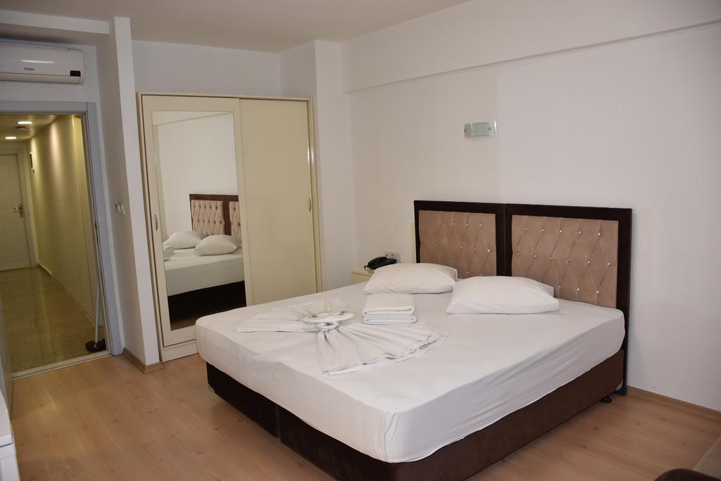 Beyaz Koesk Hotel Istanbul Exterior photo
