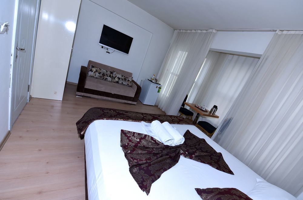 Beyaz Koesk Hotel Istanbul Exterior photo
